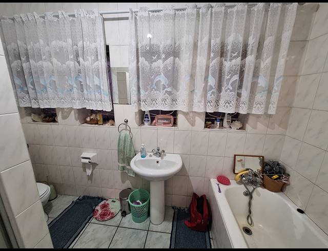3 BEDROOM HOUSE FOR SALE IN VANDERBIJLPARK SW 1
